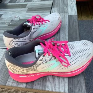 Womens brooks ghost 14 sneaker